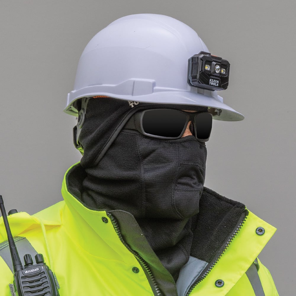 Image of TRADESMAN PRO WIND PROOF HINGED BALACLAVA in use.
