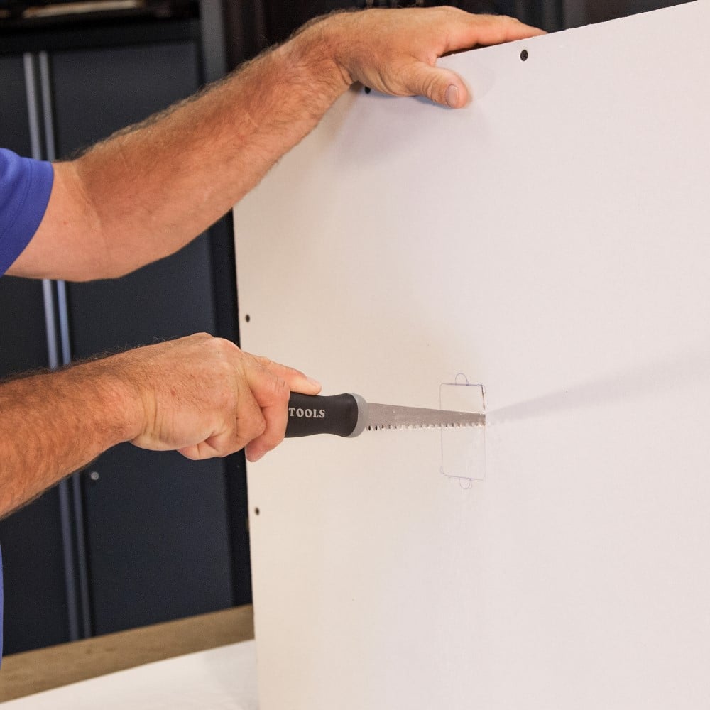 Image of JAB SAW MULTIUSE W/6IN BLADE in use.