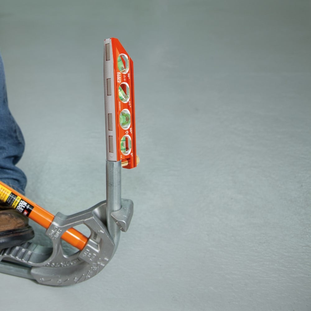 Image of 6.25IN LEVEL in use.