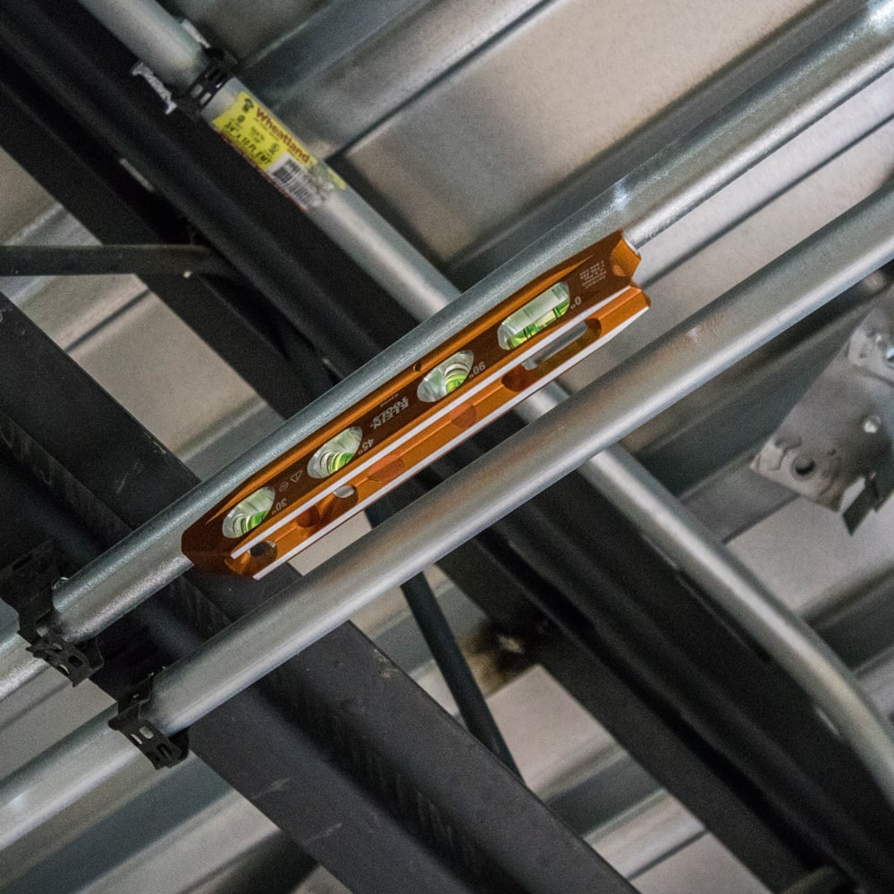 Image of 9IN LEVEL in use.